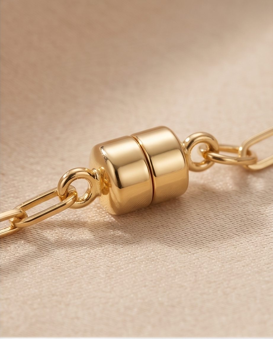 The Big Oh Choker | 16" Paperclip Chain Necklace with Pavé Circle